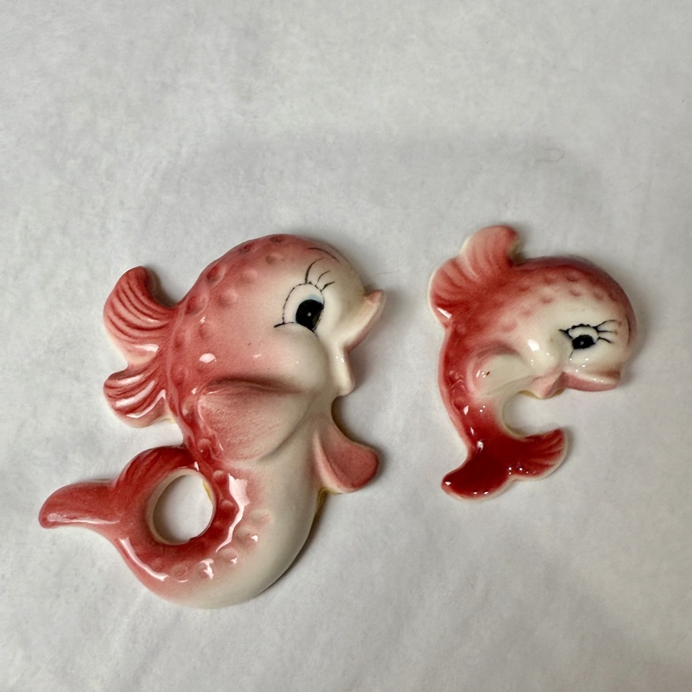 Vintage Ucagco PY Style Japan Anthropomorphic Pink Fish Wall Plaques – Pair of 2